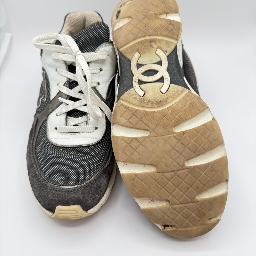 CHANEL Suede Calfskin Authentic CC Sneakers Size 38.5 Dark Grey, White,& Silver - Picture 6 of 12
